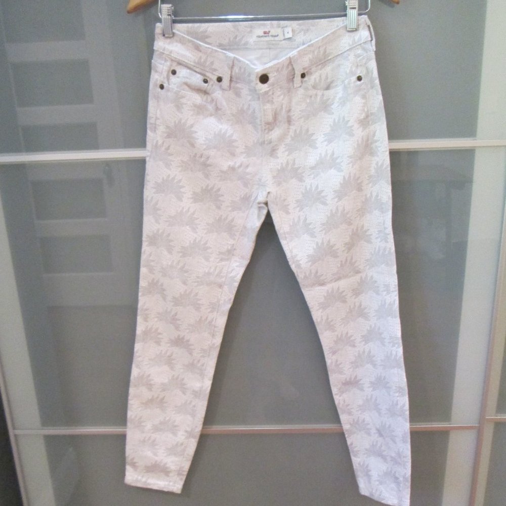 VINEYARD VINES White Flower Eyelet Printed Skinny